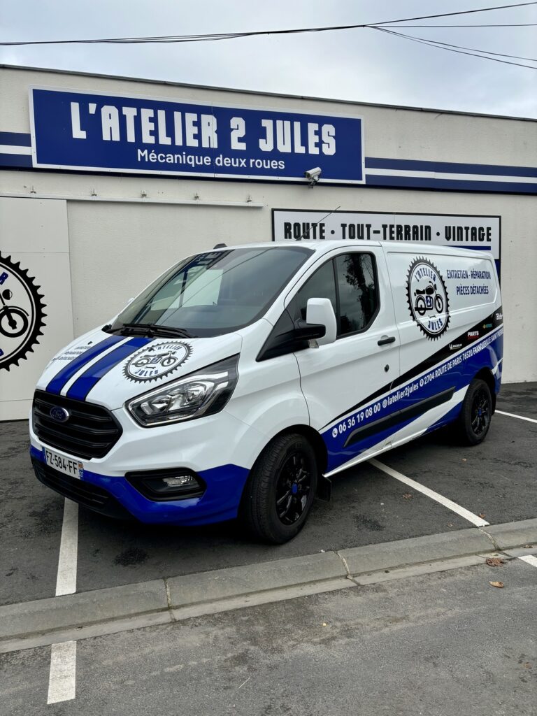 camion de retrait - entretien moto